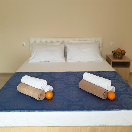 Arda Hotel Гагра Екстериор снимка