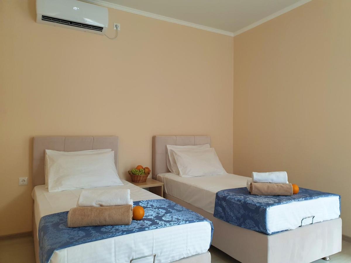Arda Hotel Гагра Екстериор снимка