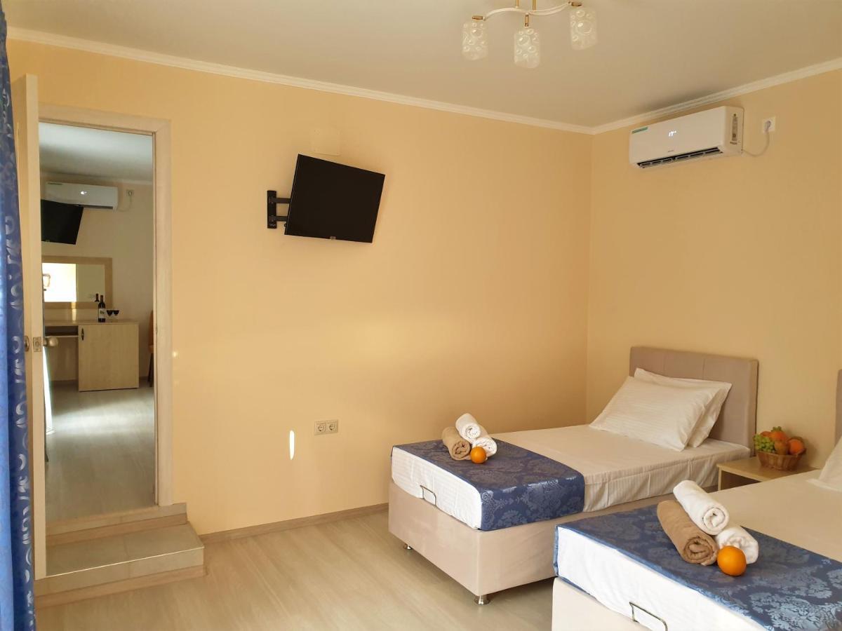 Arda Hotel Гагра Екстериор снимка