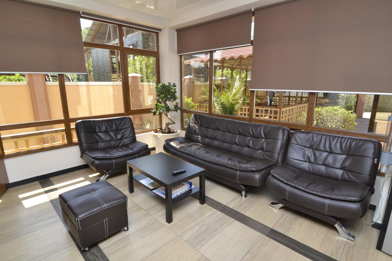 Arda Hotel Гагра Екстериор снимка