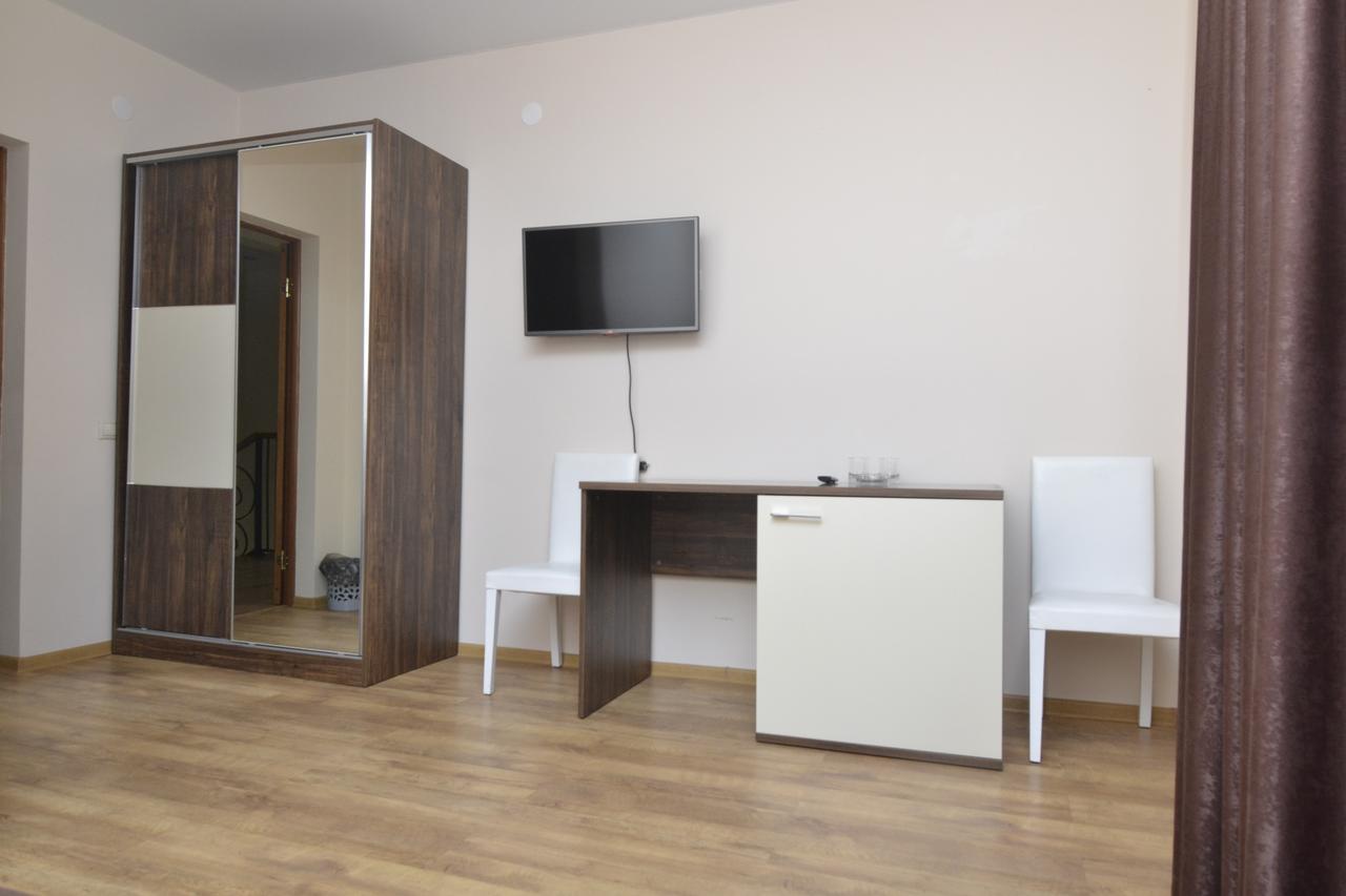 Arda Hotel Гагра Екстериор снимка