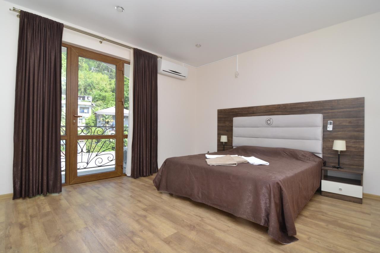 Arda Hotel Гагра Екстериор снимка