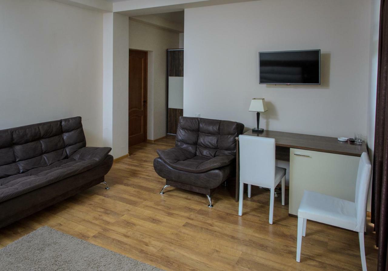 Arda Hotel Гагра Екстериор снимка